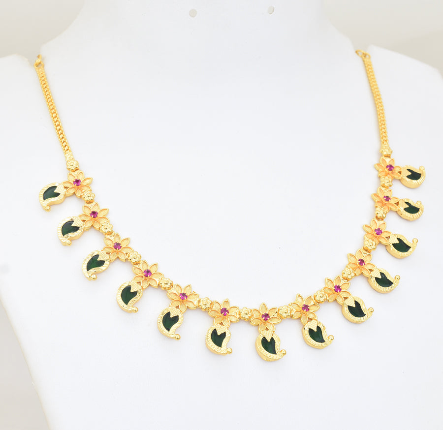 Green Manga 13 Flora Short Necklace - X051191