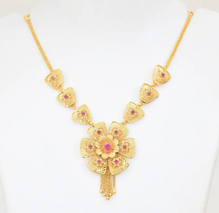 Magenta Calendula Short Necklace - X021126