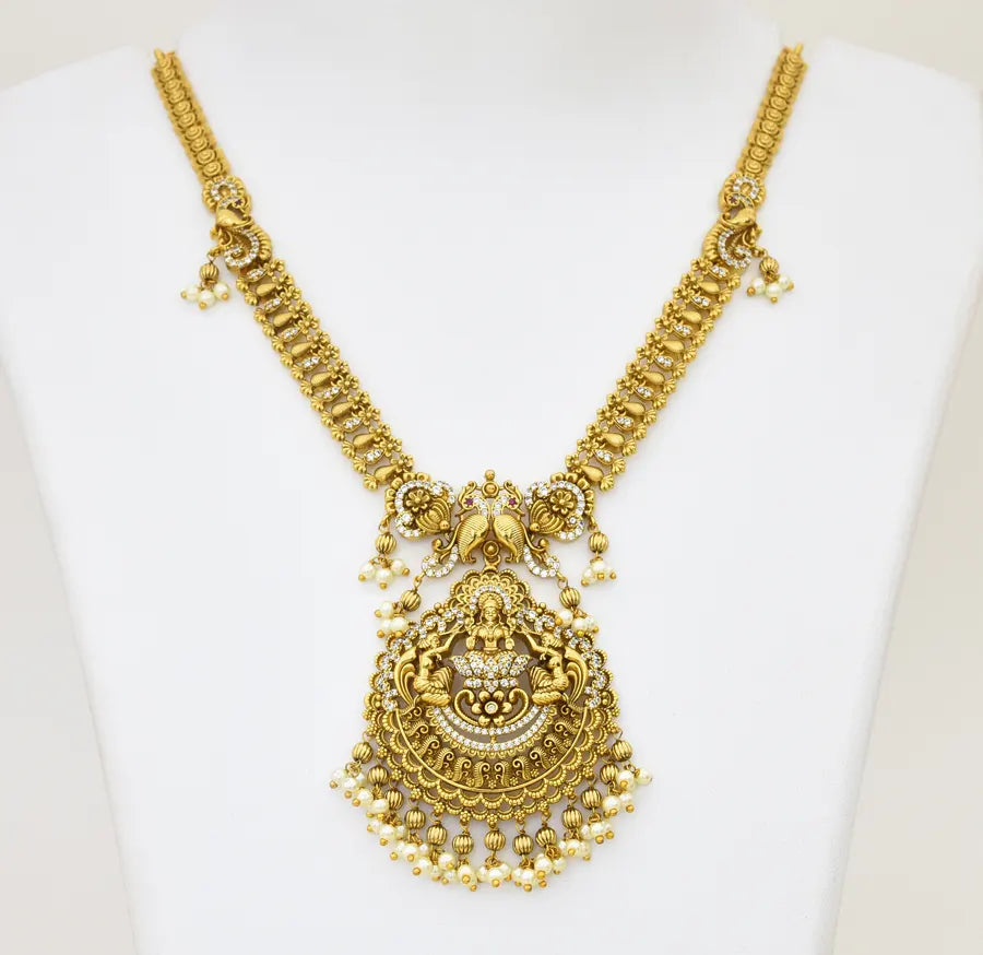 Antique White Round Lakshmy Necklace With Jhumka - X051175