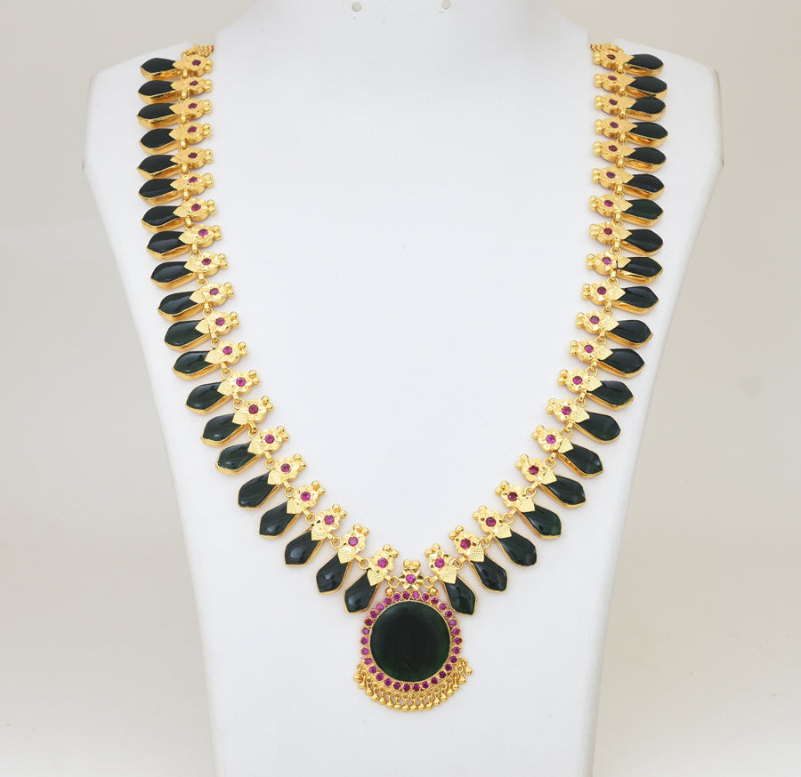 Signature Green 20 Nagapadam Necklace with Stud - Y061366