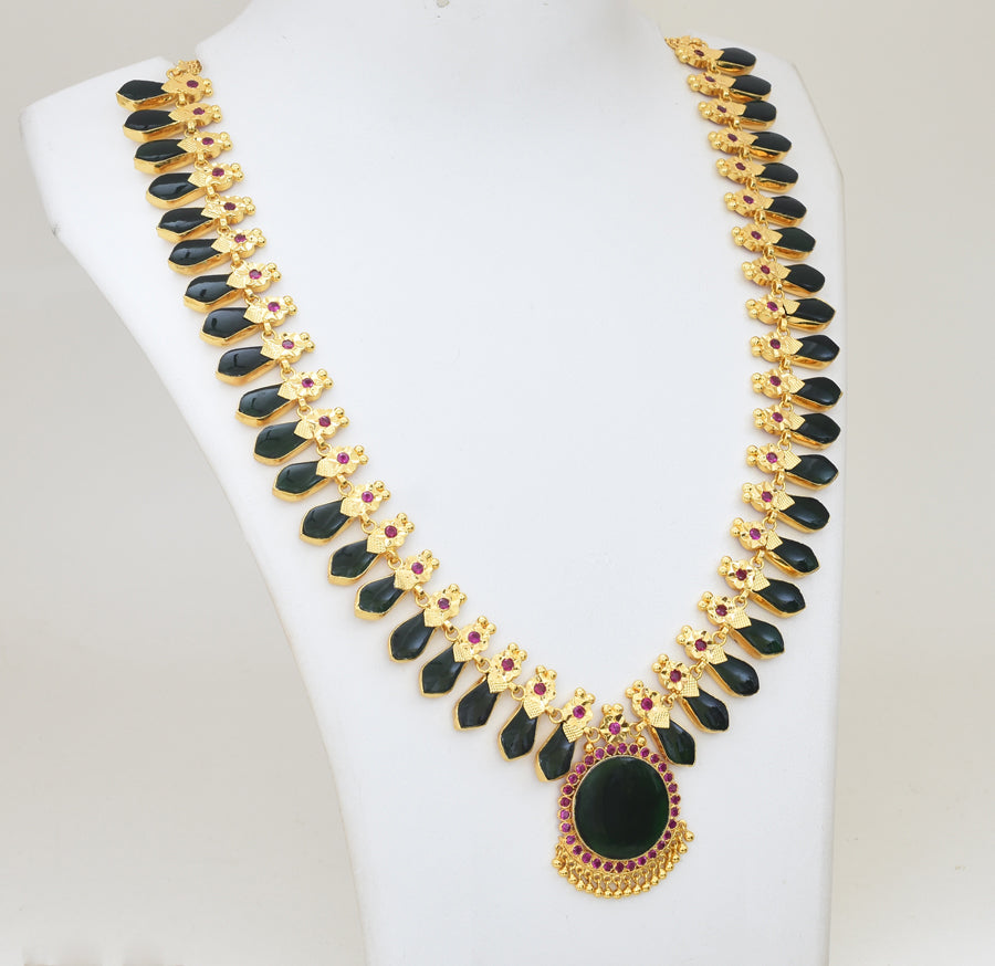 Signature Green 20 Nagapadam Necklace with Stud - Y061366