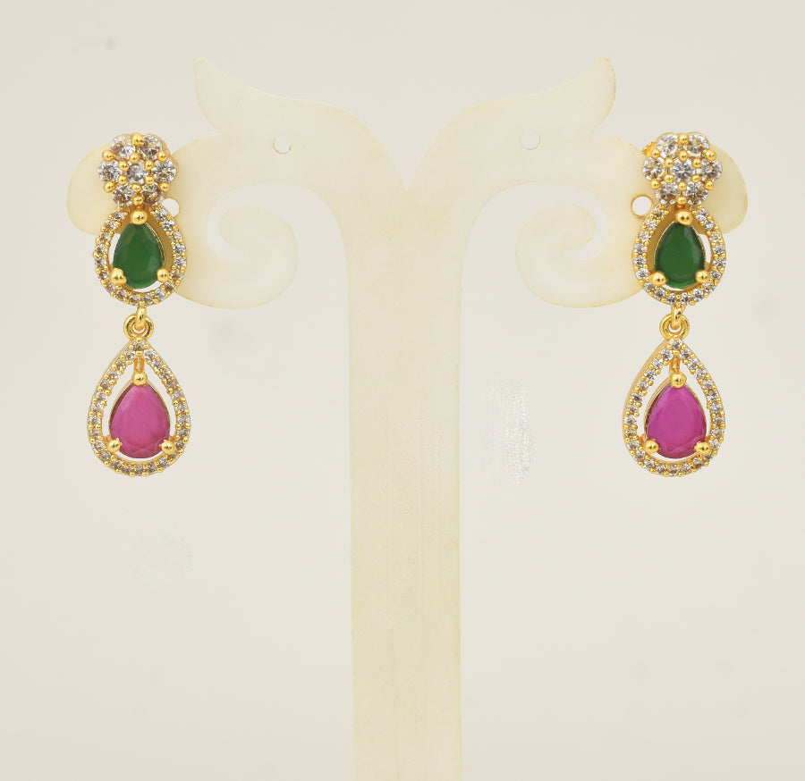 White Magenta Green Carnation Necklace with Dangler - Y101396