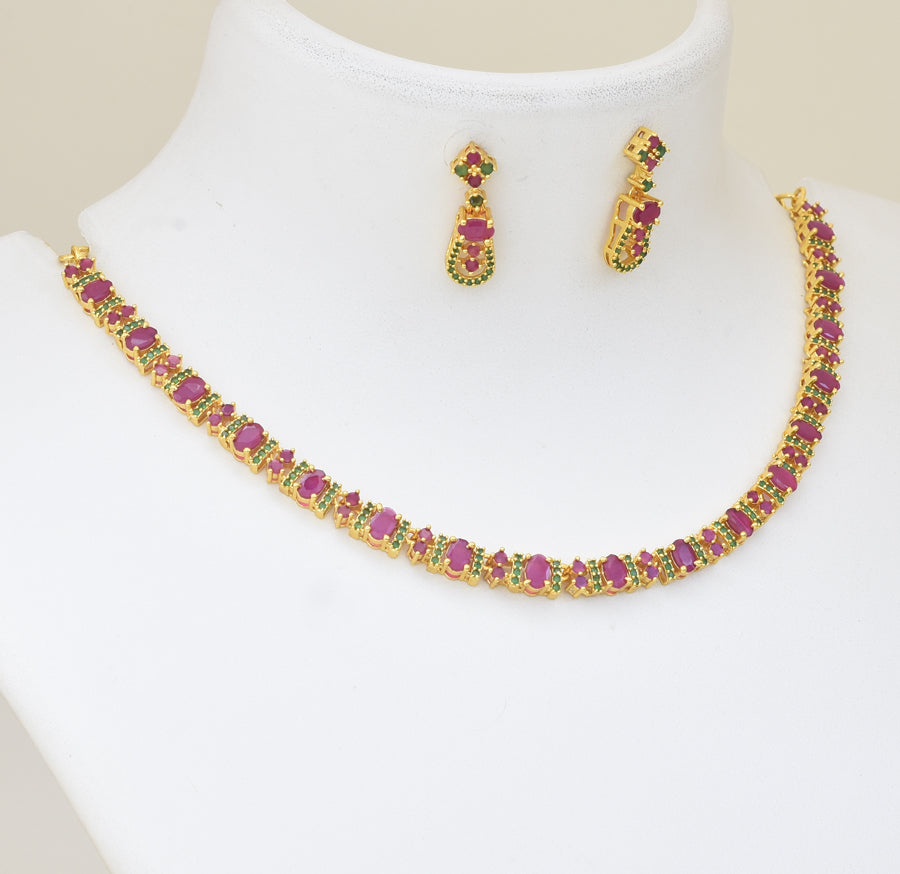 Magenta Green Regal Necklace with Dangler - Y101389