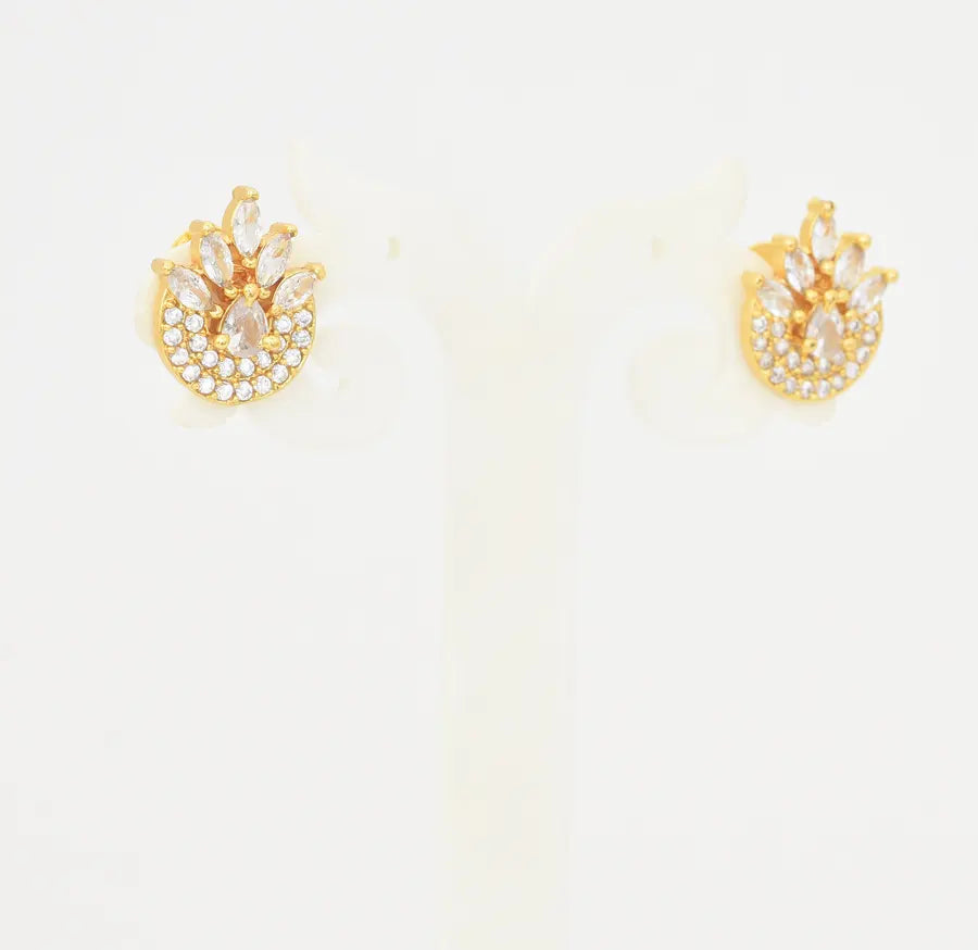 White Zilara Stud - U0949