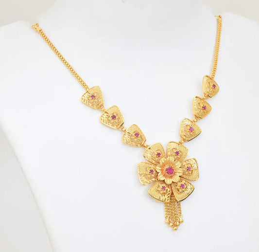 Magenta Calendula Short Necklace - X021126