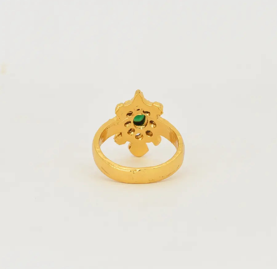 White Green Tortoise Ring - V09639