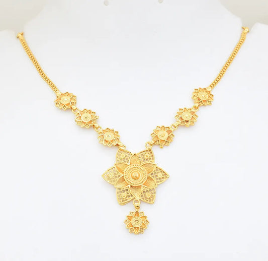 Lotus Short Necklace - W121058